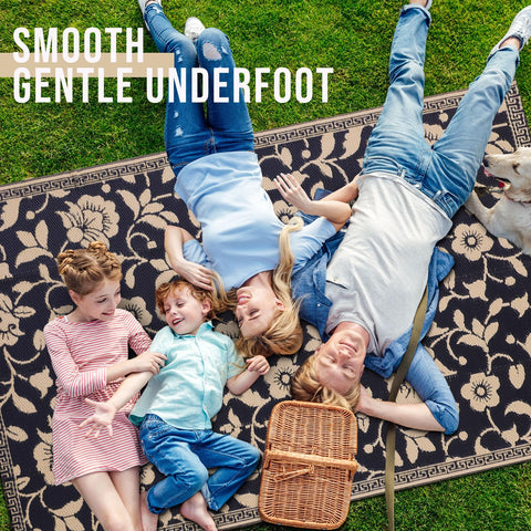 OLANLY UV-protected floral outdoor rug maintaining colors in sun