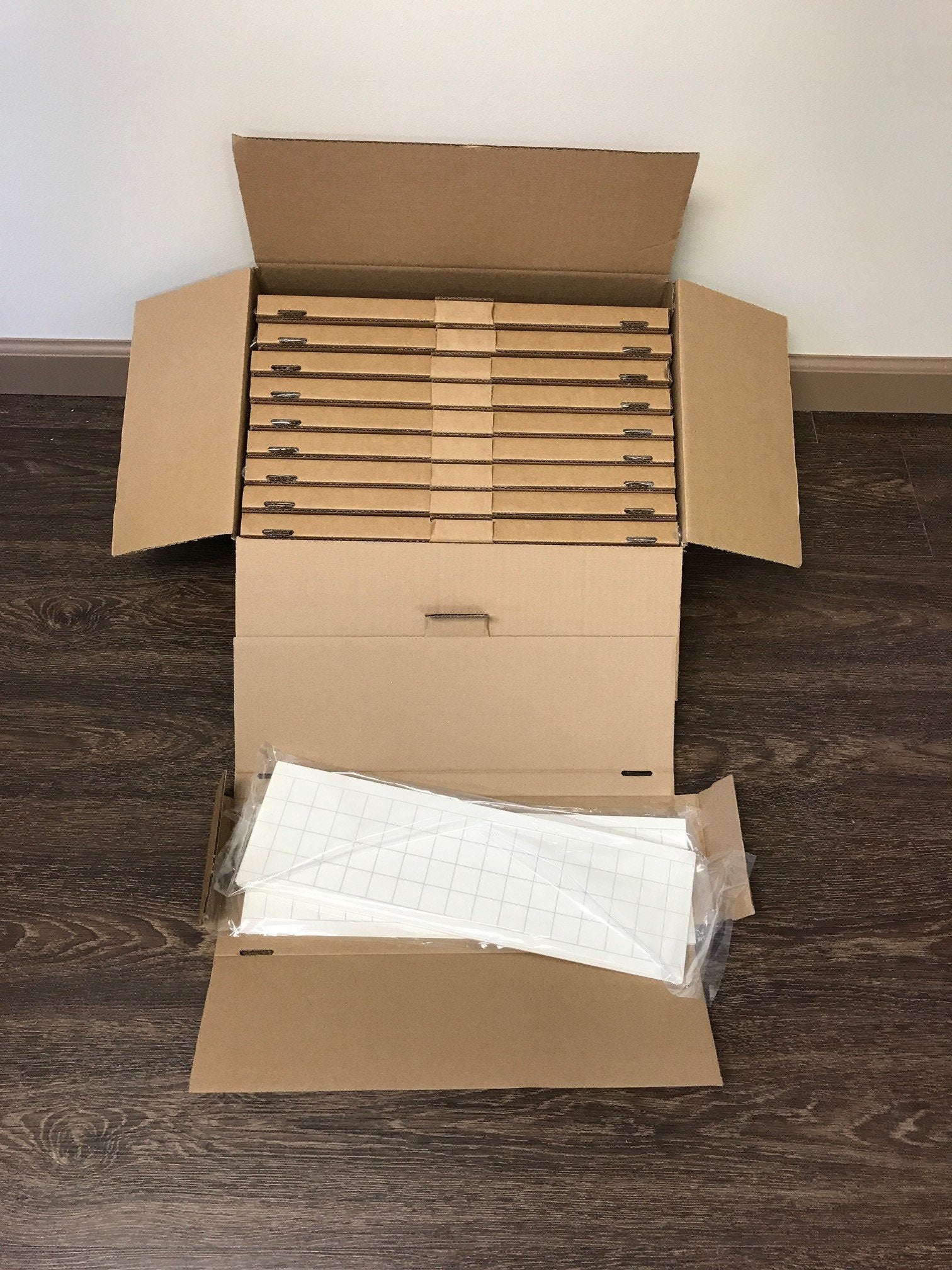  Case-ready 24-board pack supports multiple trap setups.