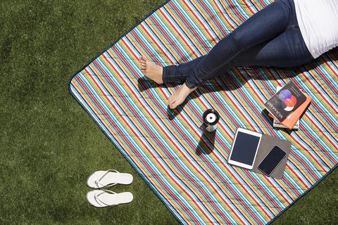 Oniva Vista blanket is machine washable for quick cleanup