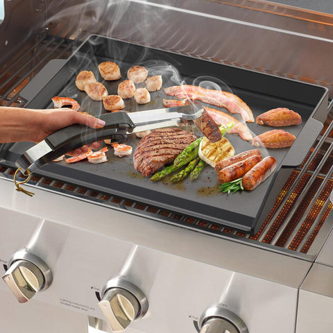 Onlyfire Chef 23x16 griddle is ideal for big gatherings and meal prep.