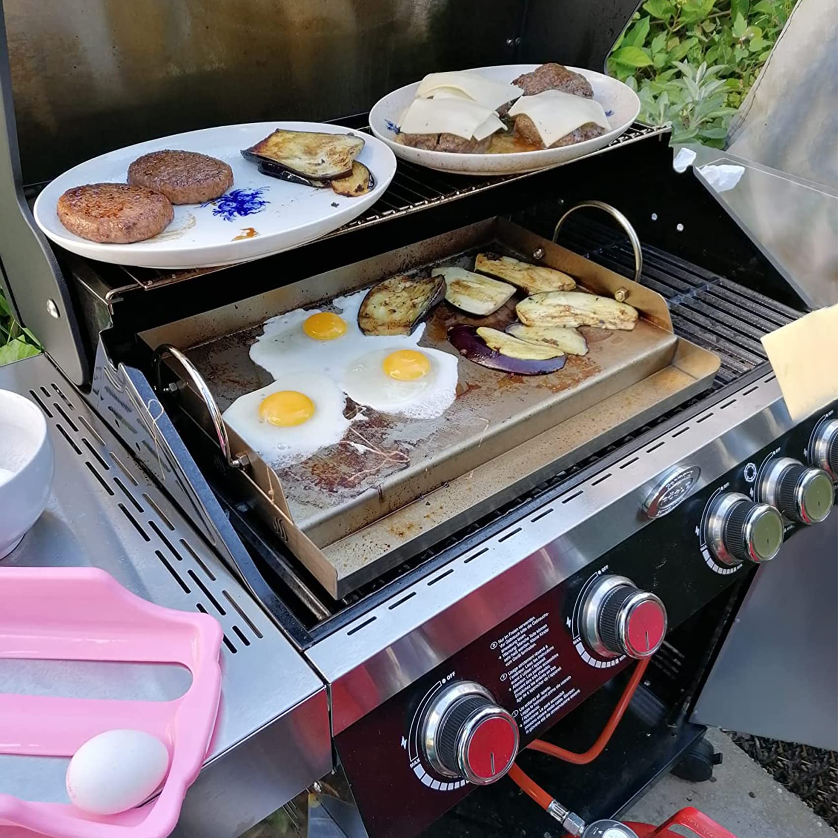 OnlyFire griddle with even-heat design for uniform browning