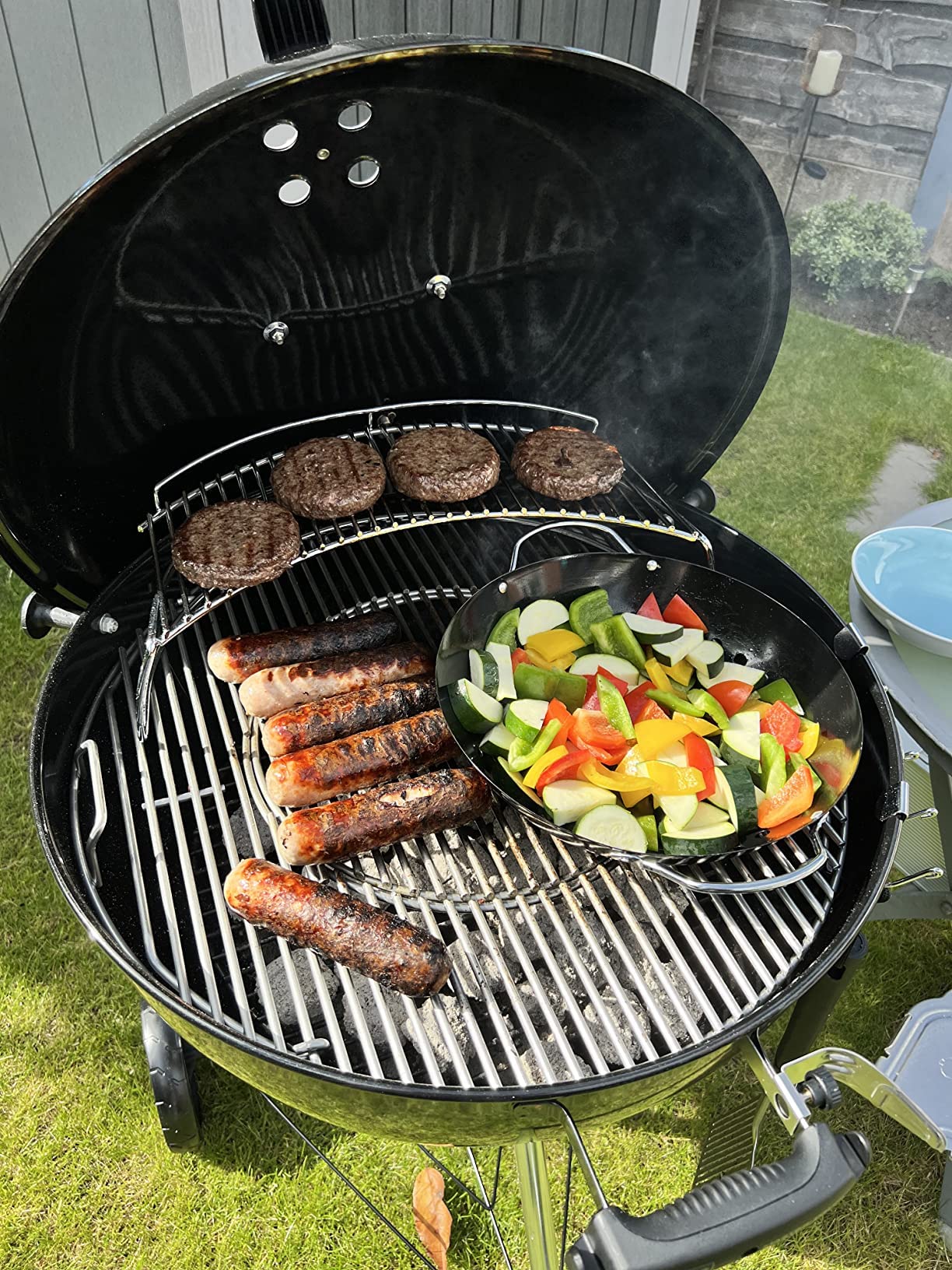 Onlyfire warming rack features an open-front design around the perimeter