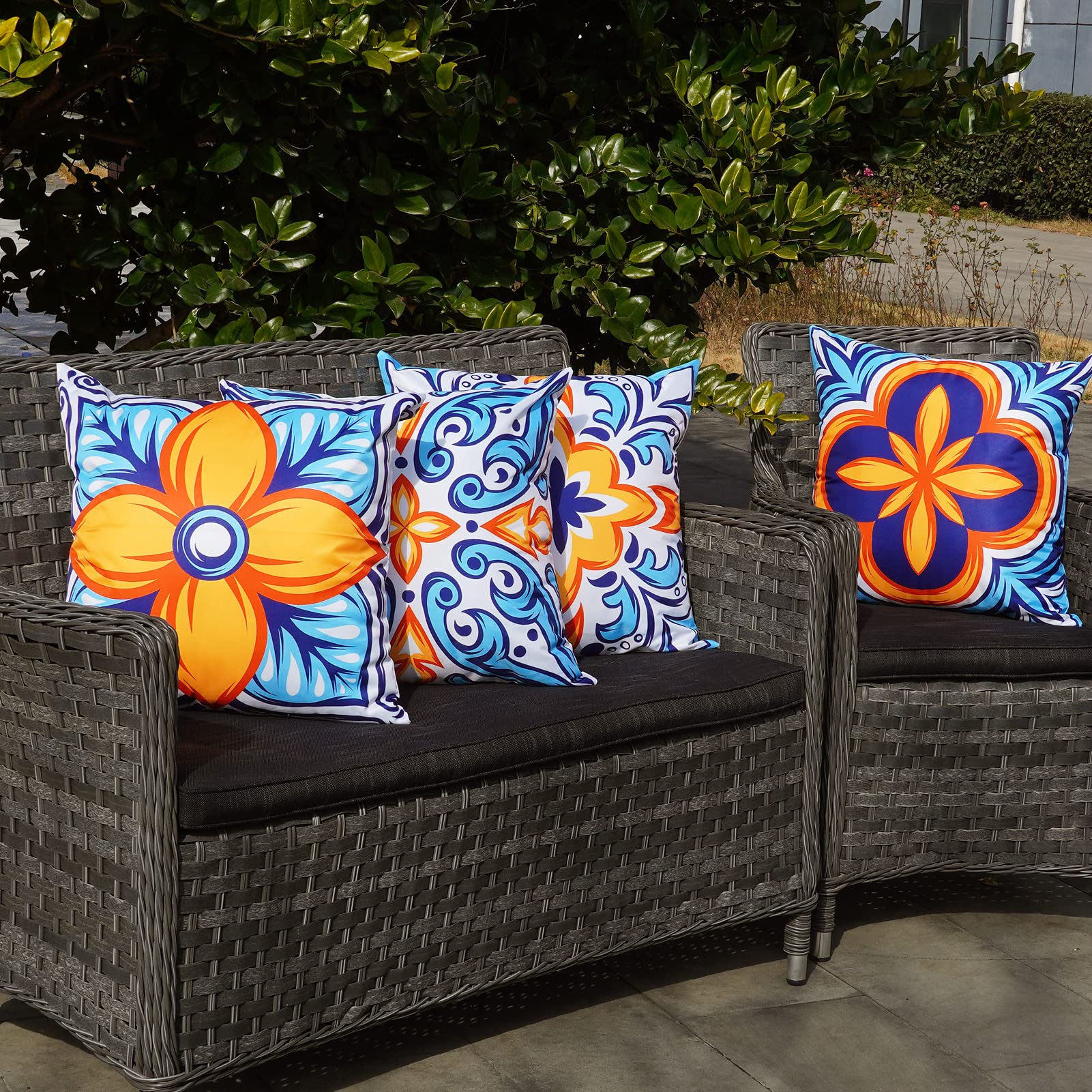 ONWAY four-pack set to refresh couches, benches, and patios.
