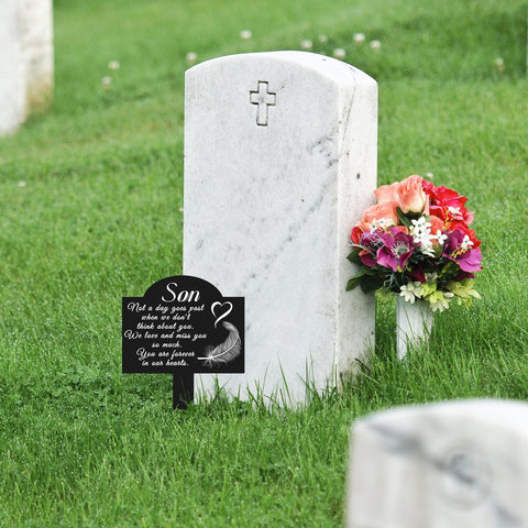 Oooct weatherproof outdoor memorial stake built to endure sun, wind, and rain.