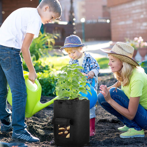 OPPOLIFE easy-move bag with soil and plants for garden flexibility.