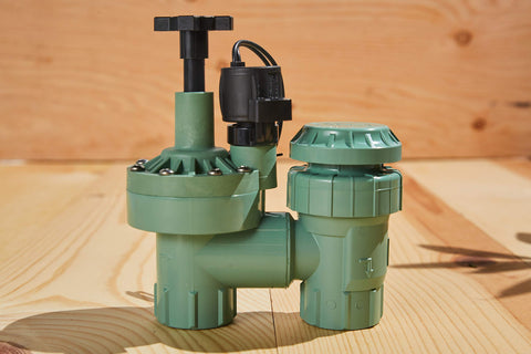 Orbit 57624 internal scrubber filter keeping irrigation lines clog-free