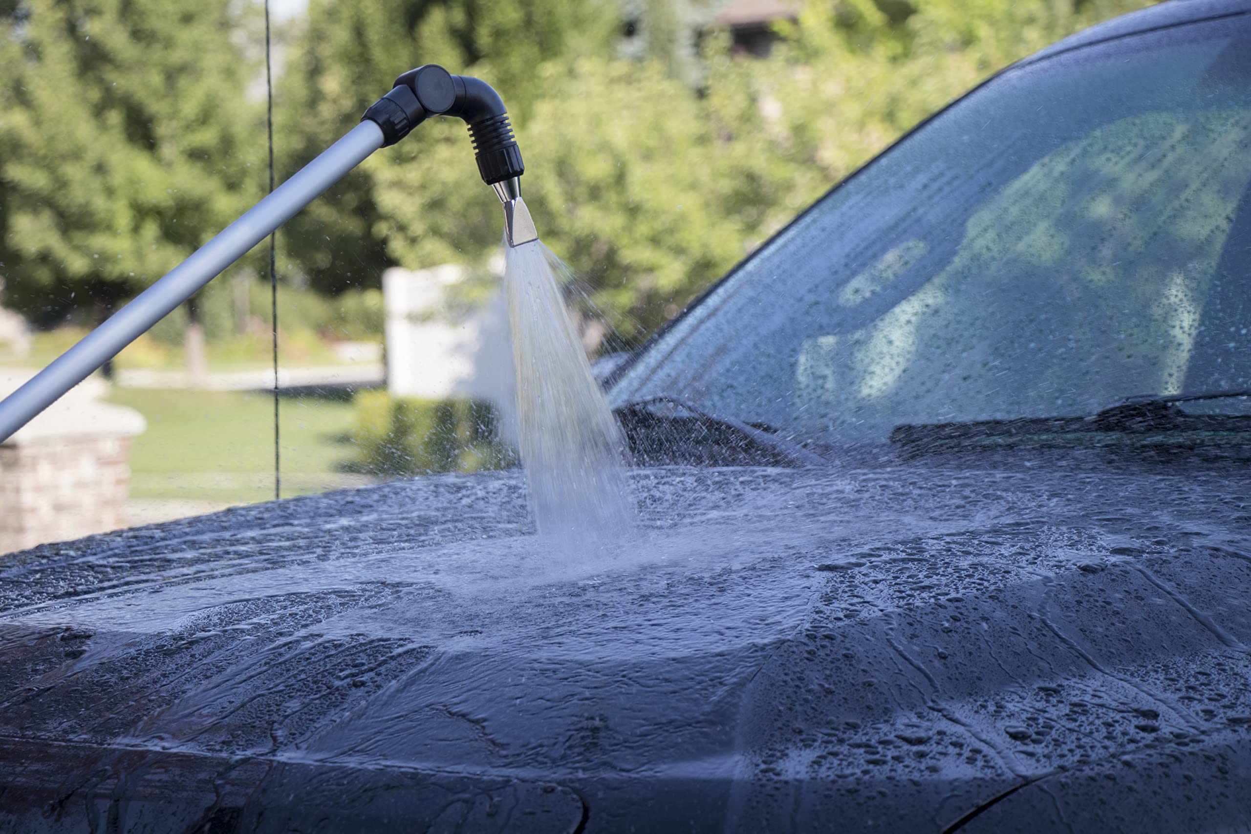 Orbit 58543 easy-storage design supports quick outdoor cleaning sessions.