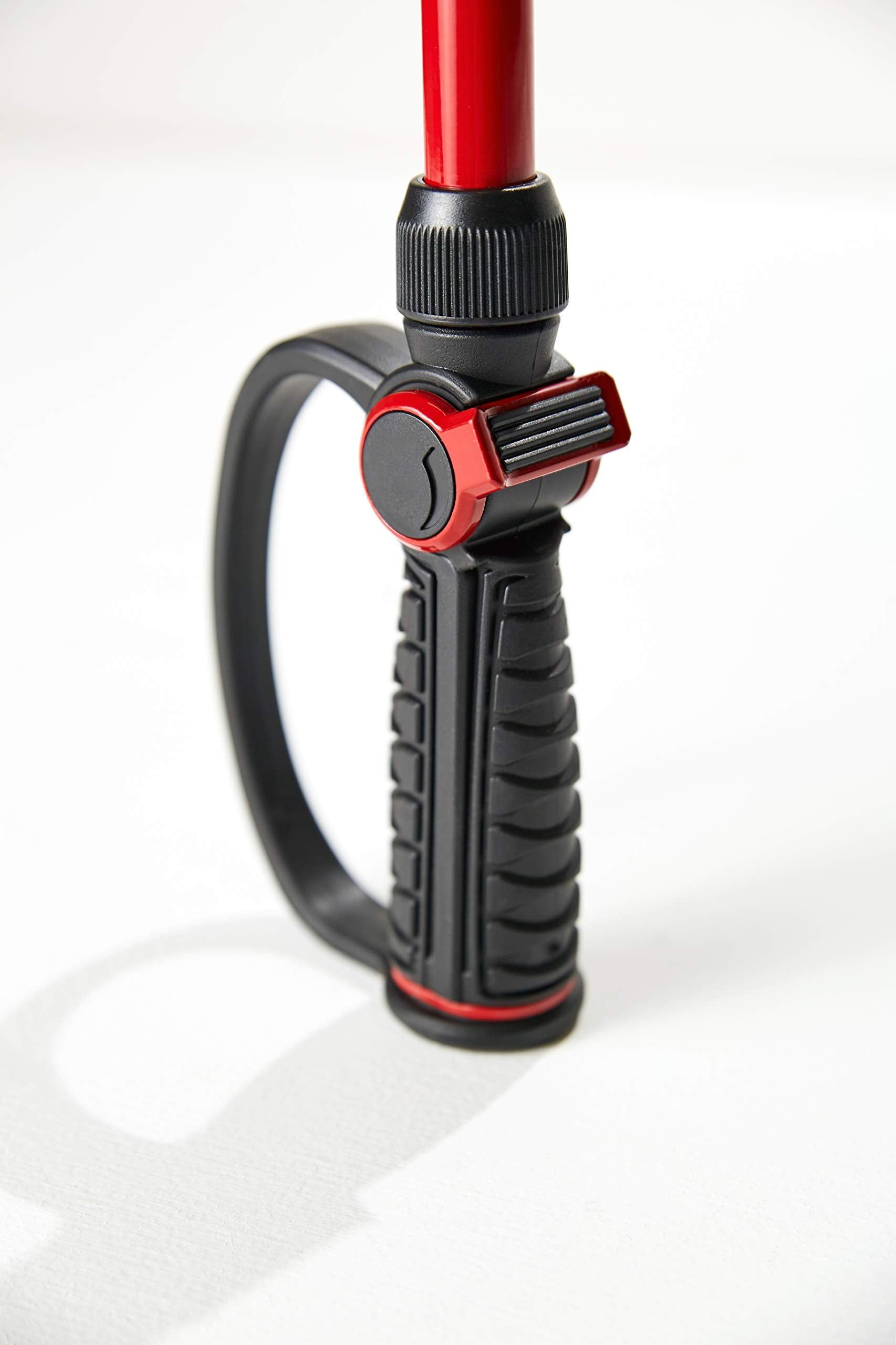 Orbit Pro Flo 14in wand with adjustable spray for window cleaning tasks.