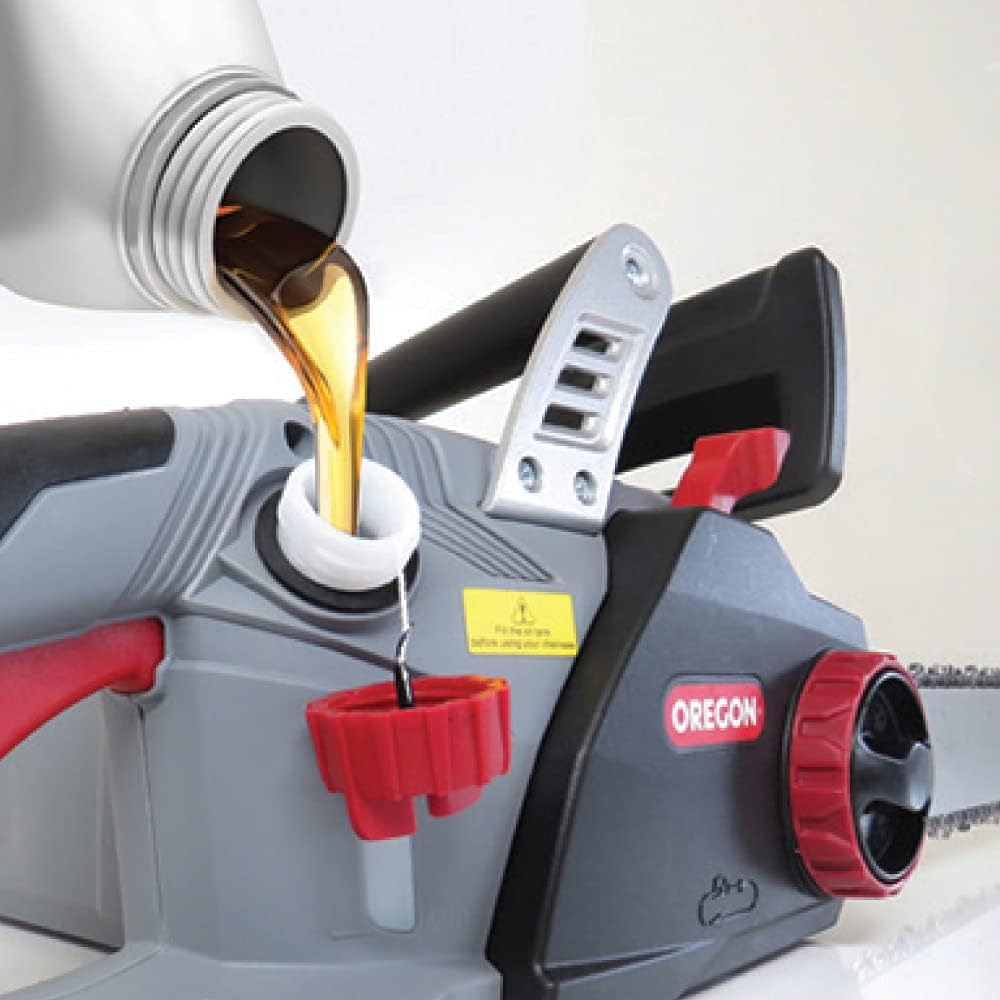 Oregon bar and chain oil shows resin buildup resistance on components
