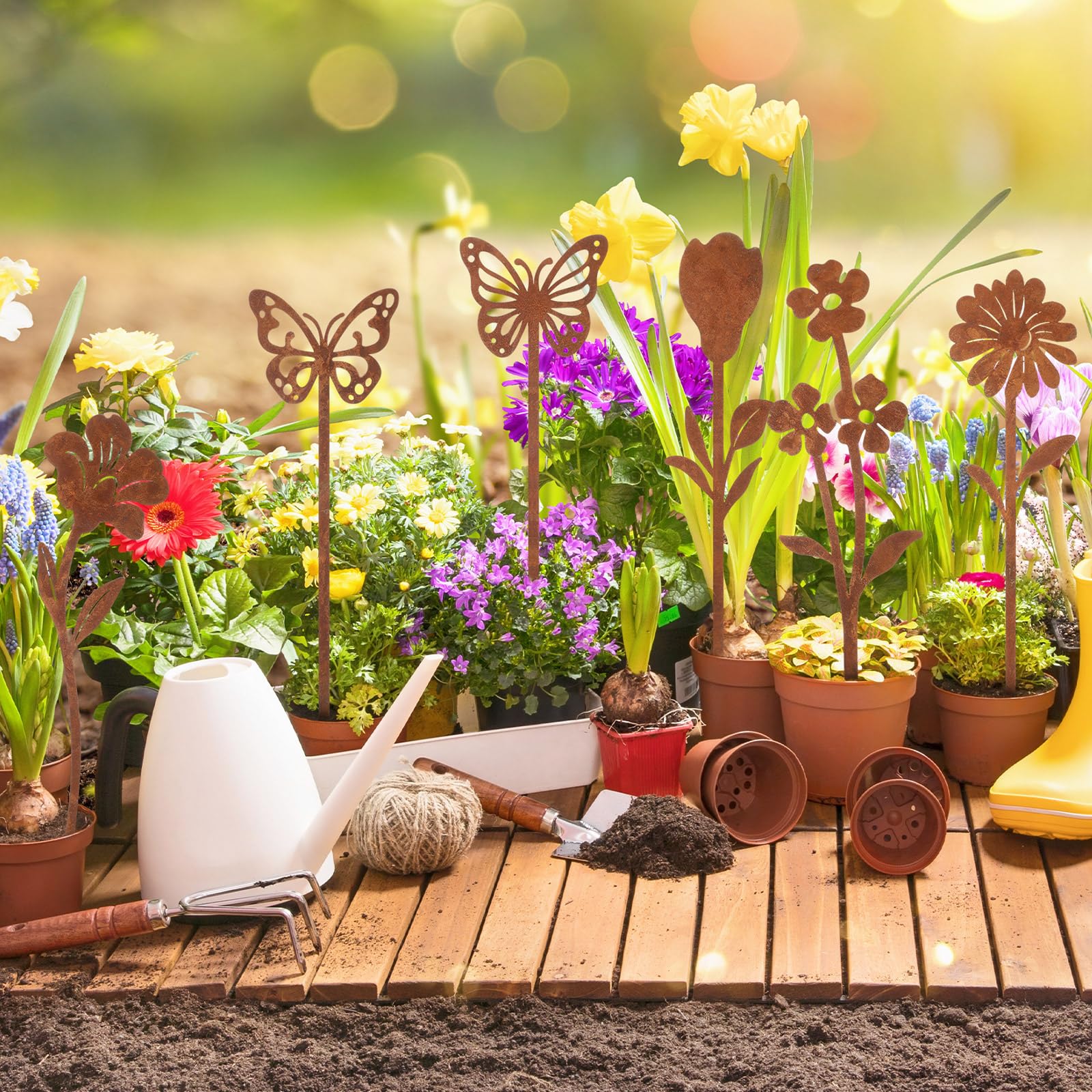 Otoolling weather-resistant yard art withstands wind and rain for year-round display