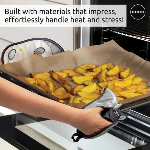 OTOTO Batlicious bat and moon trivet protects countertops while adding spooky charm.