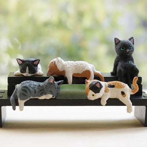 OULIGET mini cat figurines hand-crafted polyresin durable and detailed