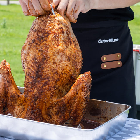 OuterMust 50,000 BTU propane burner powering quick, consistent heat for turkey and seafood.