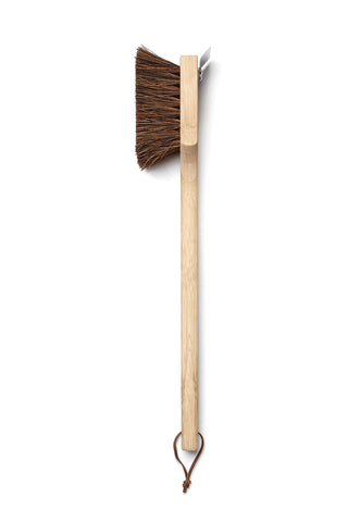 Outset bamboo grill scraper base highlights eco-friendly materials for easy maintenance.