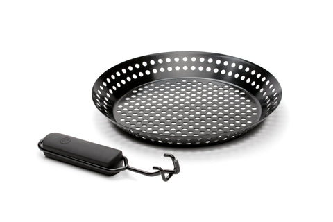 Outset grill skillet folding handle stays on the grill top during cooking.