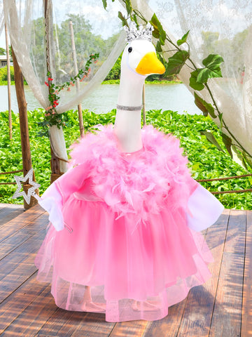 Outus goose outfit made from durable polyester fabric for outdoor use