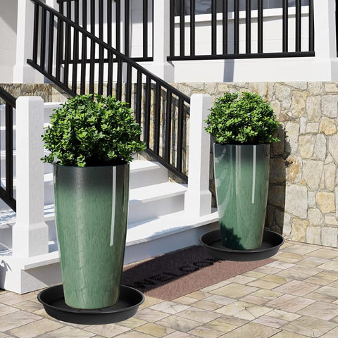 OVZILKI 16in outdoor-use saucer for gardens and balconies.