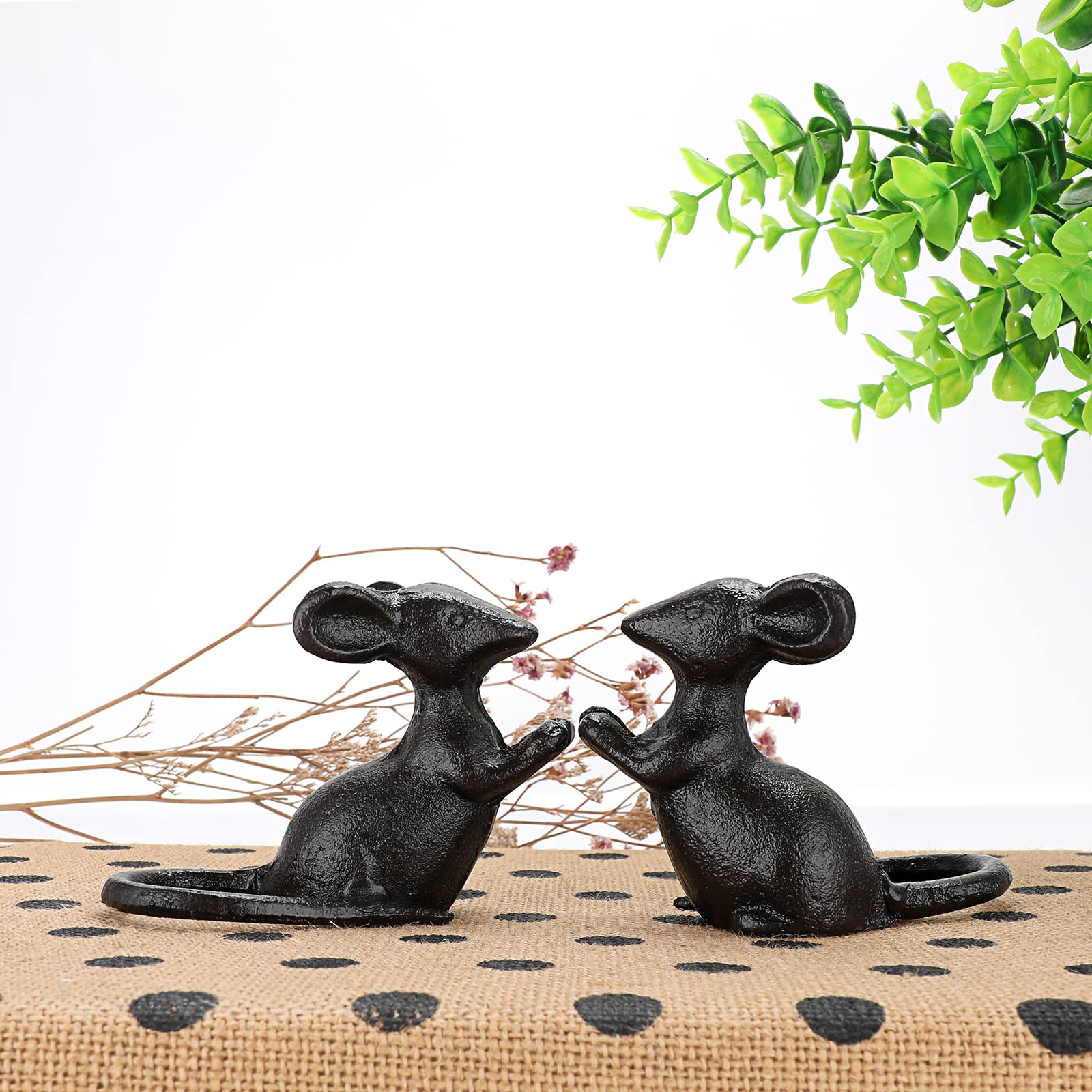 OwnMy yard statues offer durable outdoor focal points that charm guests.