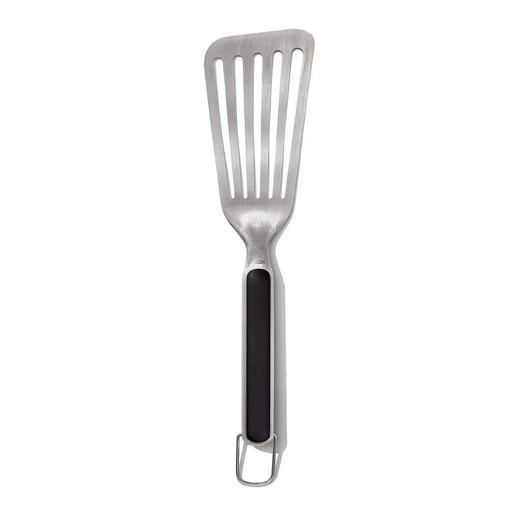 OXO Good Grips precision Turner head close-up for effortless flipping