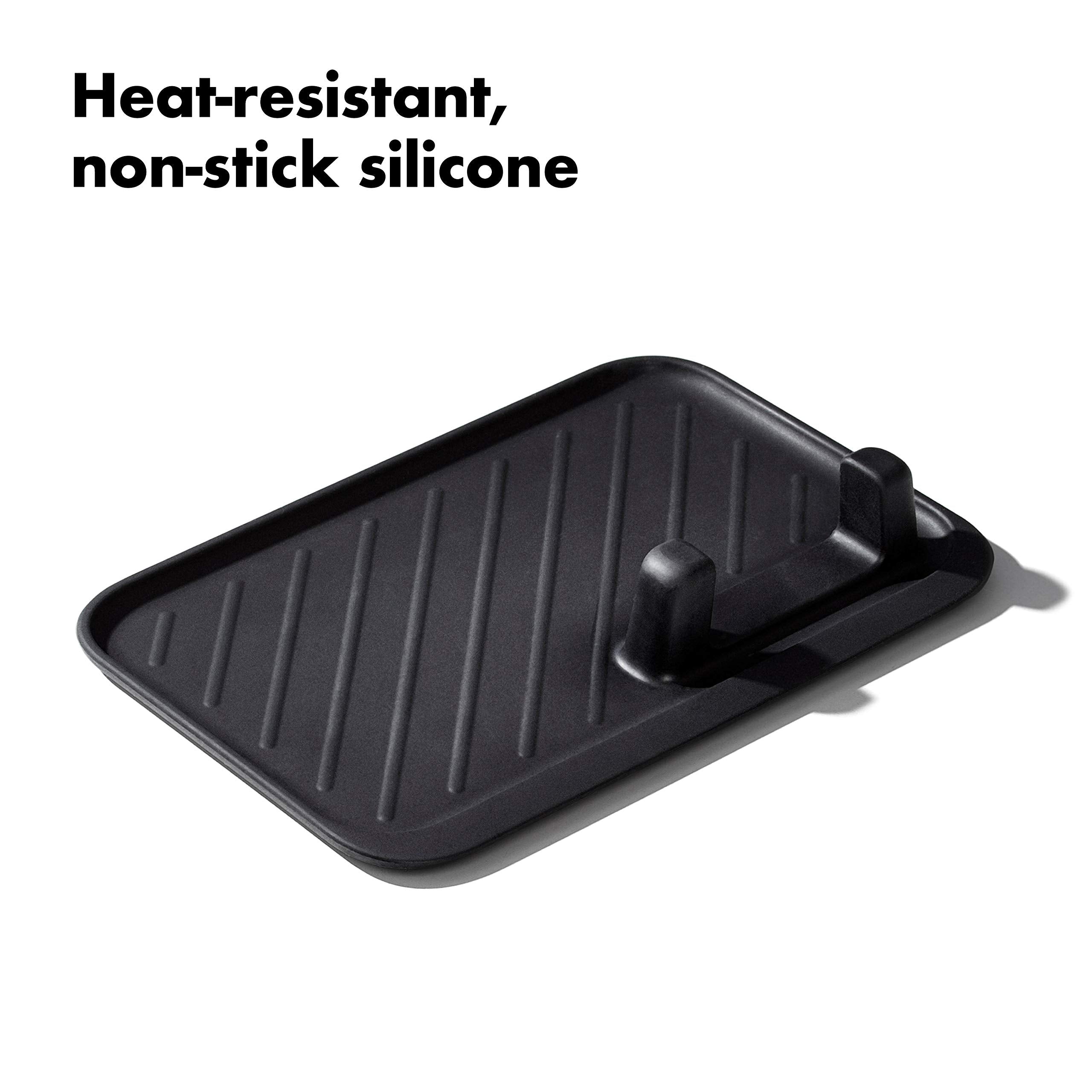 Heat-resistant silicone endures hot moments with ease.