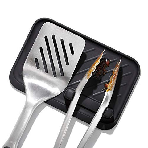 Compatible with oversized spatulas and turners.