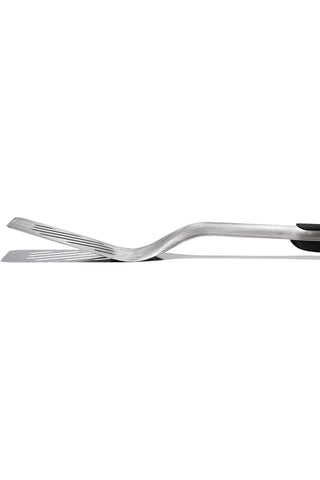 OXO Good Grips grilling Turner in stainless steel, easy to clean