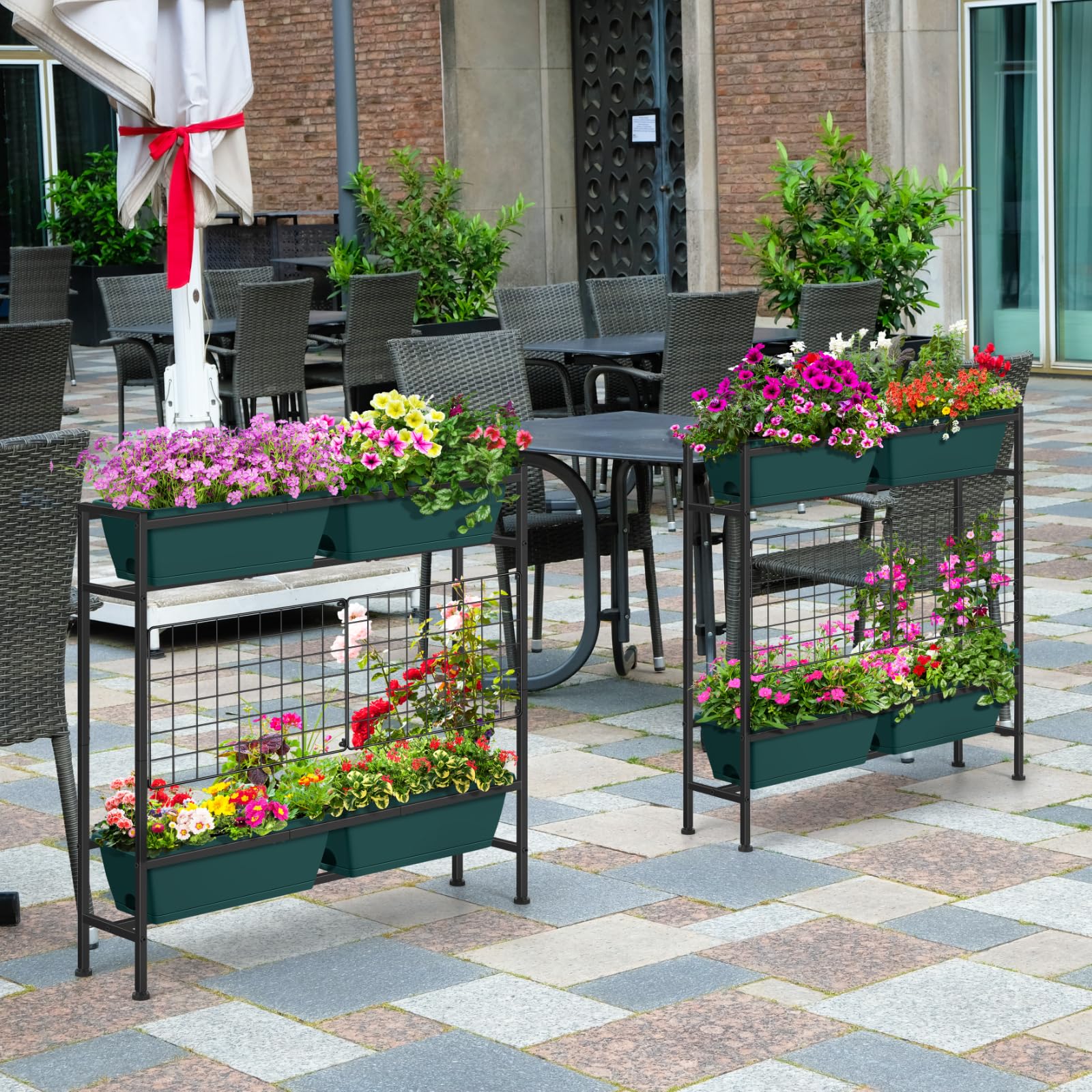 OYEAL ergonomic design minimizes bending during long gardening sessions.