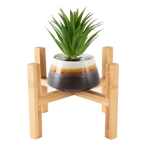 OYSIR raised-edge saucer helps prevent spills and soil messes.