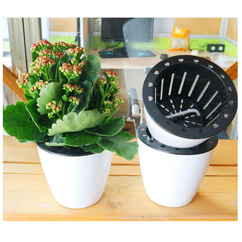 OYSIR white planter reservoir detail highlighting built-in water storage