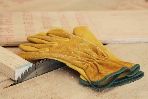 OZERO Leather Work Gloves gold color detail shown for style and visibility.