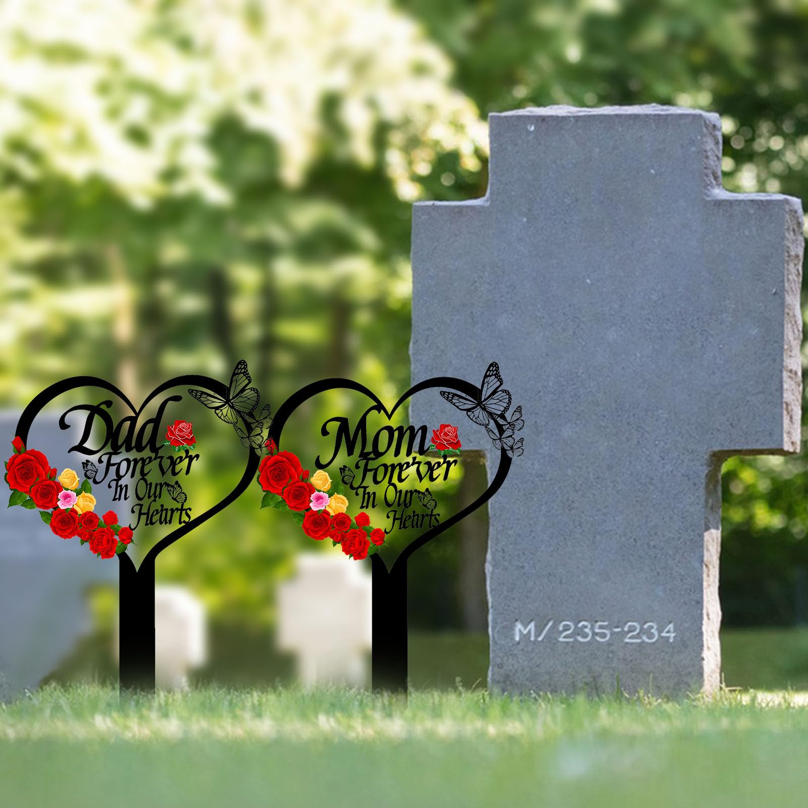 OZIO mom-dad engraving detail for heartfelt tribute.