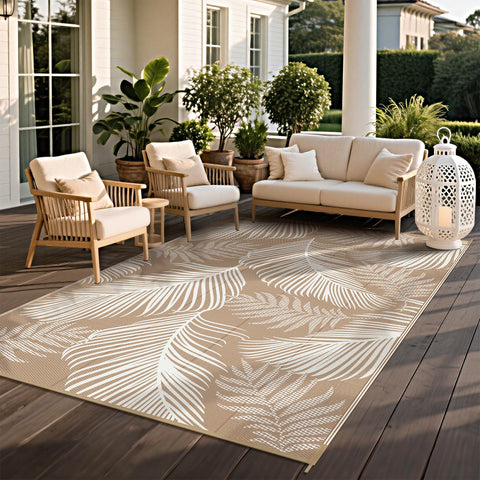 Pauwer deck rug ideal for porch, balcony, or picnic setups.