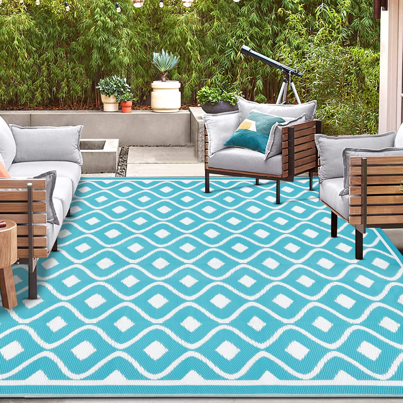Pauwer easy clean rug that's hose-down friendly after outdoor events.
