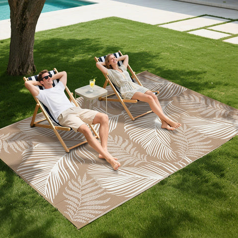 Pauwer lightweight rug with carrying bag is ideal for camping and RV trips.