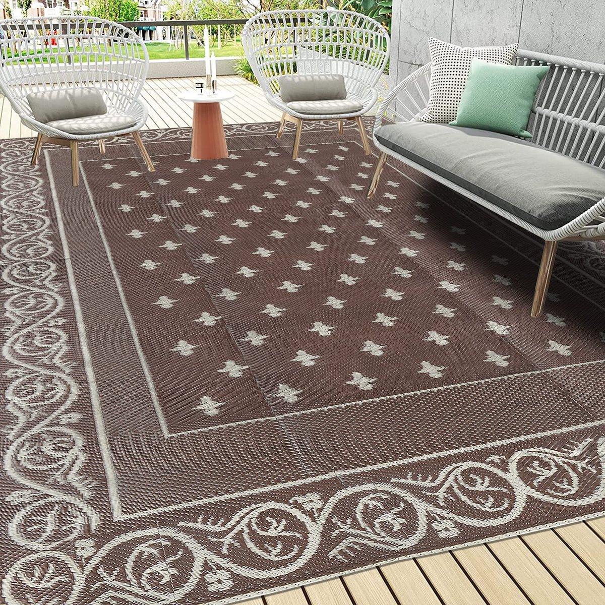 Pauwer reversible-design outdoor rug showing dual patterns for patio refresh