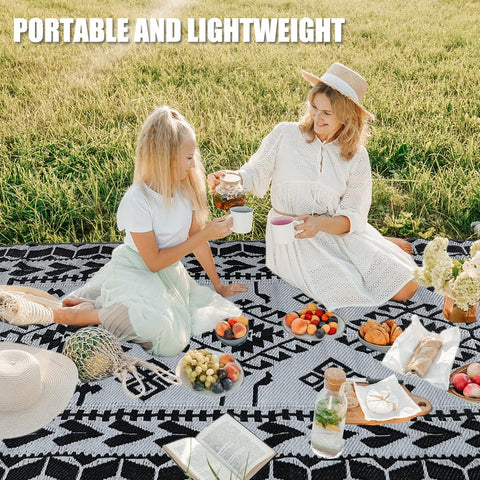 Pendolr all-season rug with soft underfoot feel on patios
