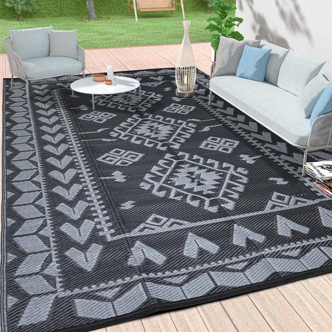 Pendolr 5x8 outdoor rug folded for travel, versatile for patios