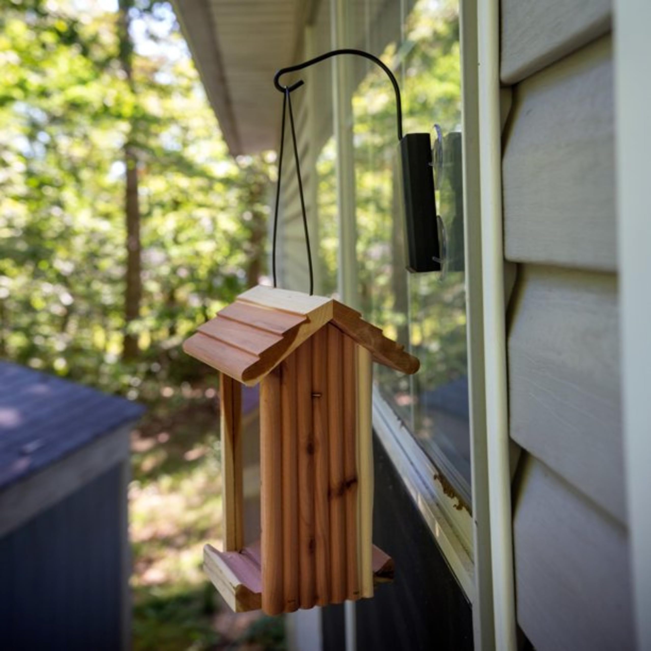 Pennington Window Hook heavy-duty unit holds up to five pounds.