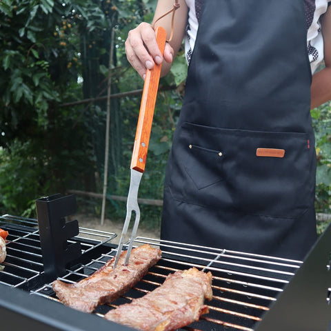 PEPKICN lightweight grilling fork for comfortable long sessions.