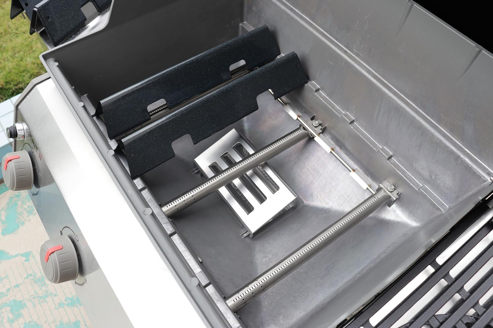 PETKAO left main burner tube for fast, even heat distribution.
