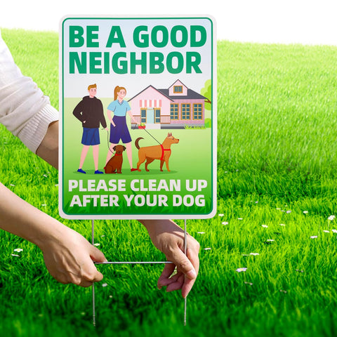 Philoch dog sign withstands weather and remains readable in yard conditions.