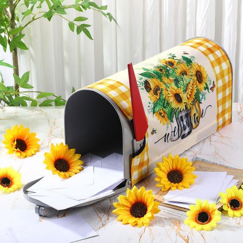 Pickmesh magnetic mailbox cover installs quickly for seasonal decoration.