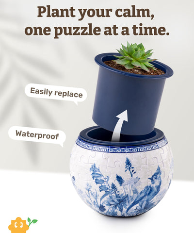 PieceRelax drip tray and sealed cup emphasize easy watering and storage