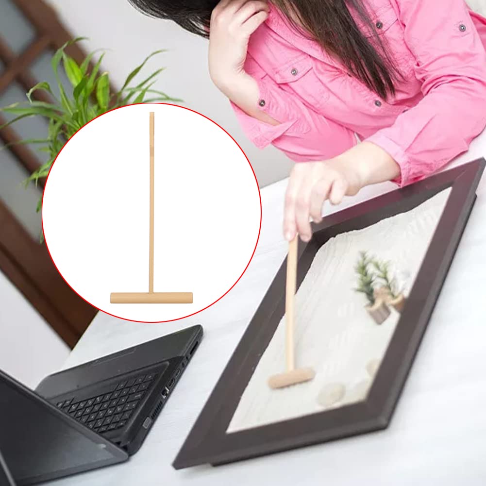 Pilarmuture compact zen garden rake beige in use on a desktop