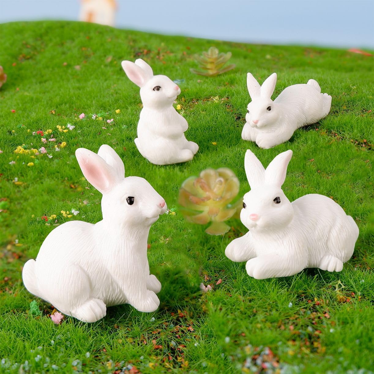 Pinenjoy rabbit figurine used as cake topper and DIY decor accents.