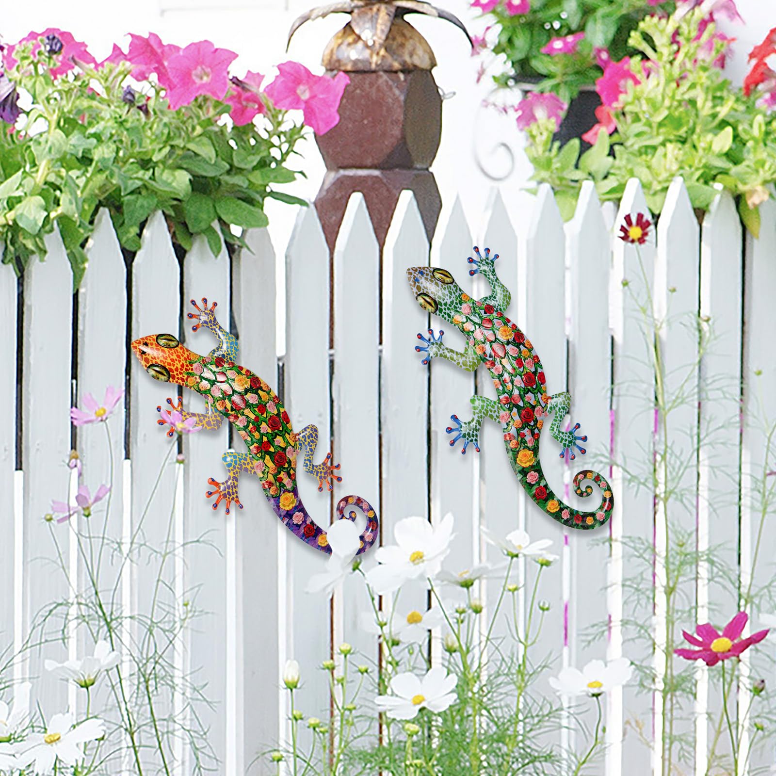 Pipilily gecko wall art 2-pack featured in living room for playful indoor style.