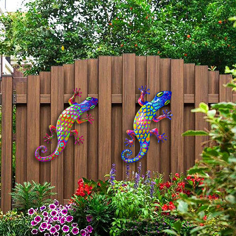 Pipilily gecko wall art suits patios and outdoor walls for stylish accents.