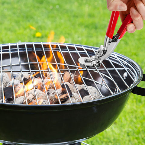 PIQUEBAR compact two-pack elevates convenience during charcoal grilling.