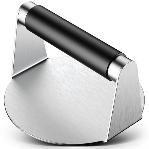 Pisol Smash Burger Press, 5.5in, on a hot griddle delivering a crispy crust and juicy patty