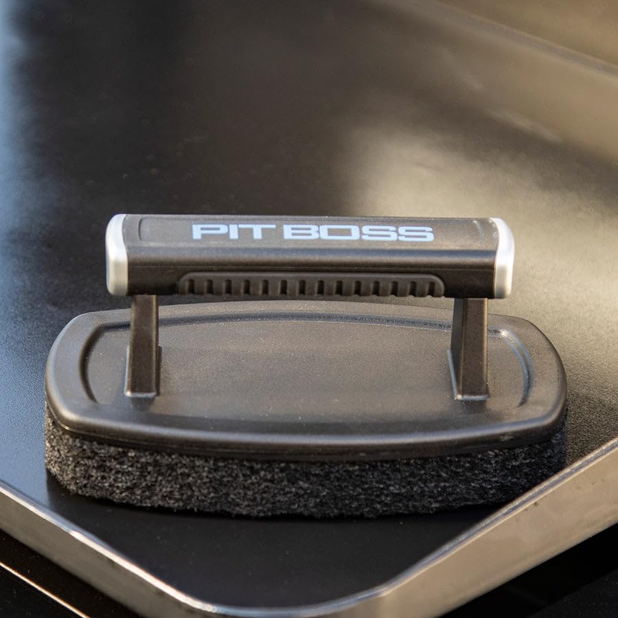 Pit Boss Ultimate griddle standard spatula for precise lifting of eggs and sandwiches